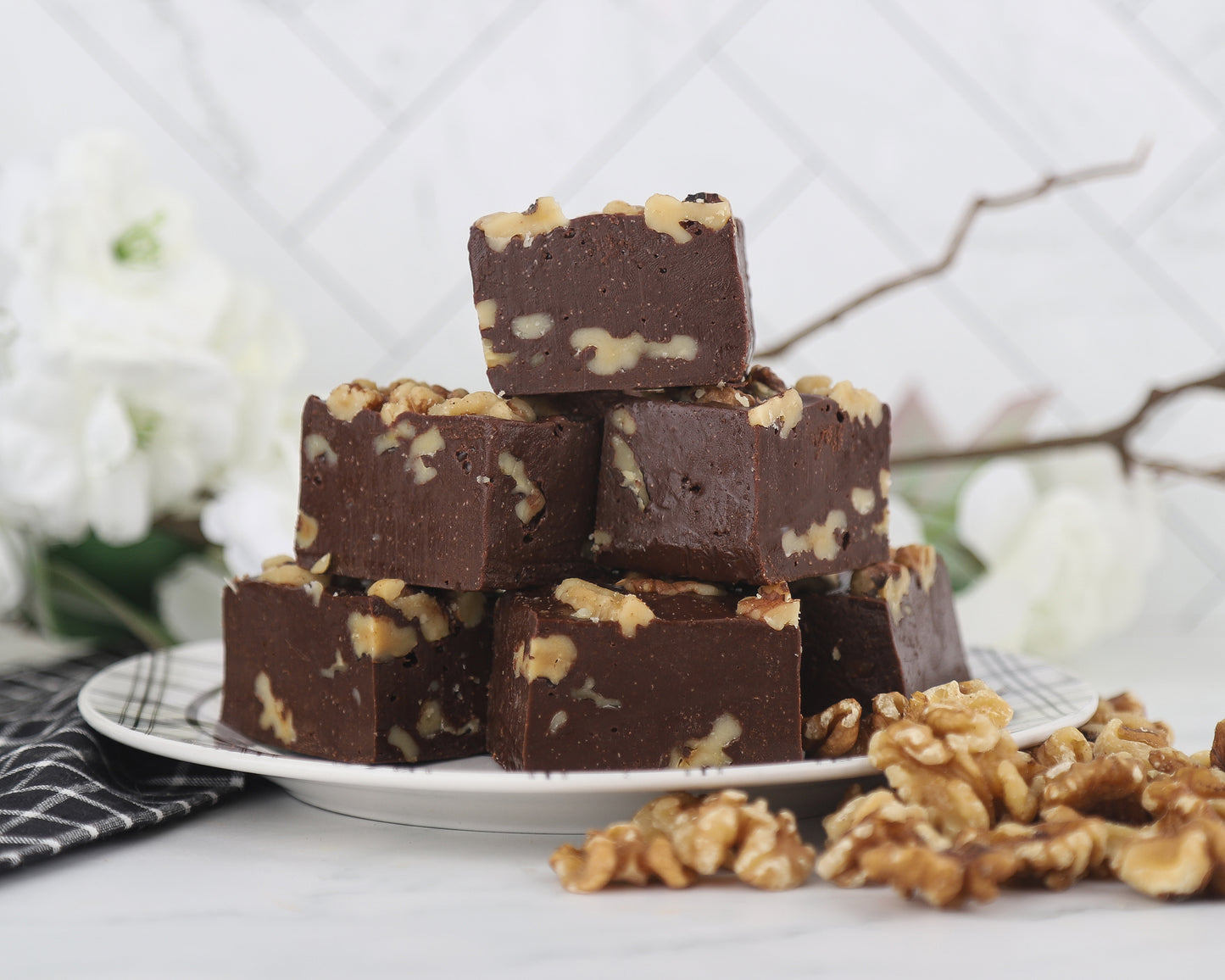 Sugar Free Chocolate Walnut Fudge